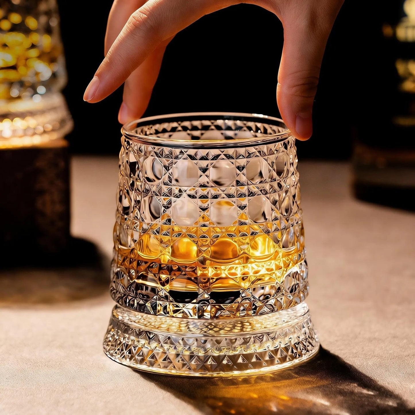 Luxury 360° Spinning Crystal Glass – Star-Cut Stress Relief Whiskey & Wine Glass, Elegant European Barware Gift，Rotating Glass Cup Spinning Glass Cup